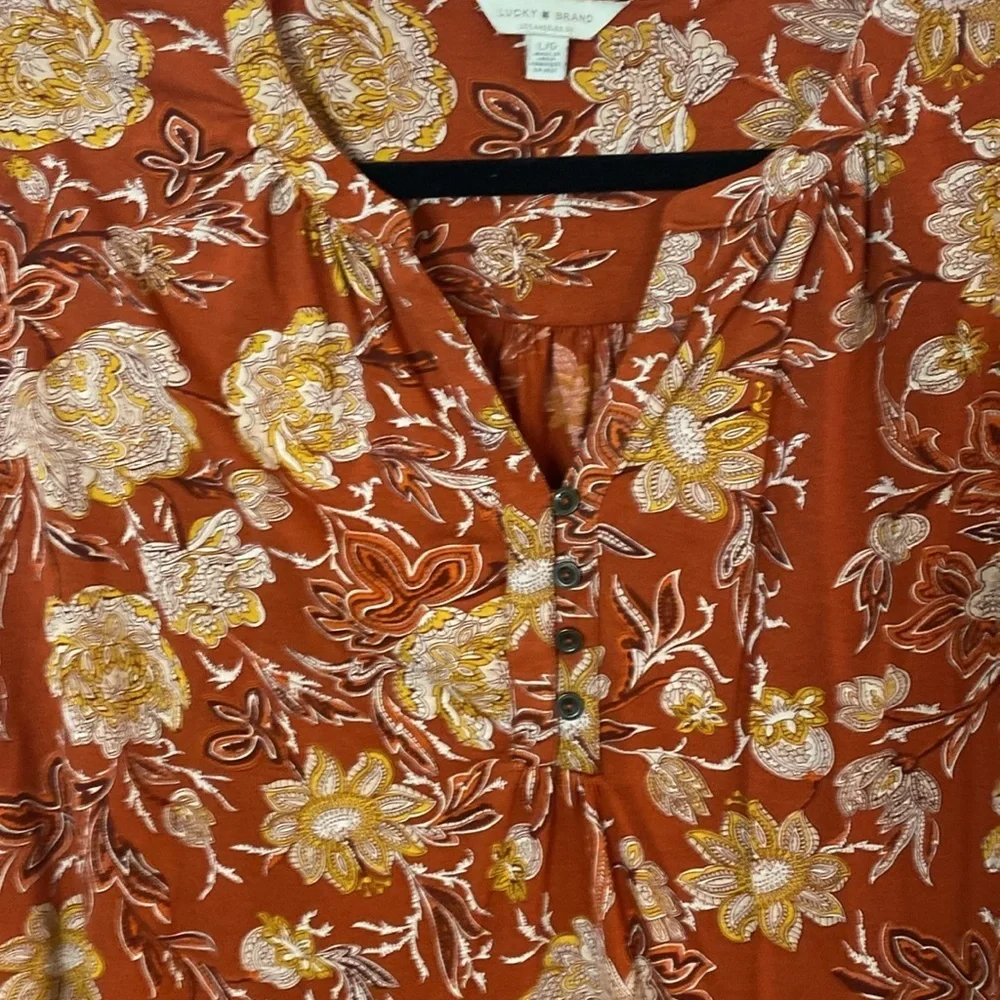 Lucky Brand Burnt Orange Floral Blouse with Mandarin Collar. Size L.